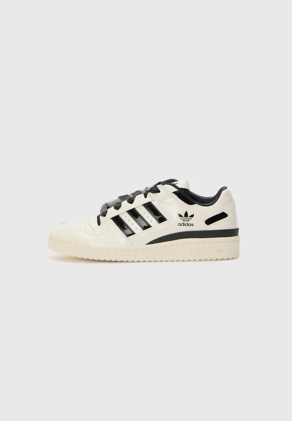 FORUM LOW CL - Trainers - off white/core black