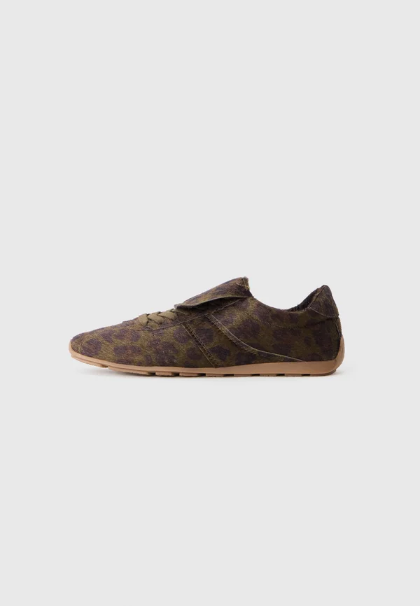 FORWARD - Trainers - brown