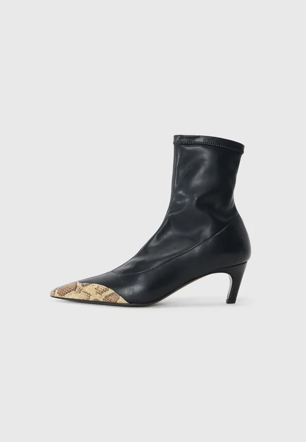 FRANCES - Ankle boots - black/python