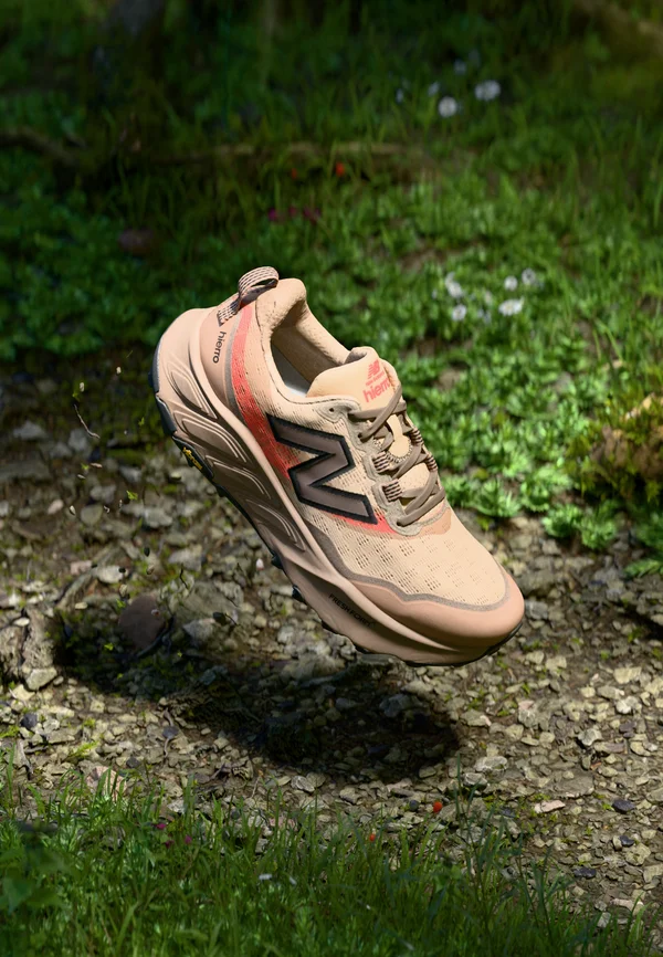 FRESH FOAM X HIERRO V9 - Trail running shoes - desert clay