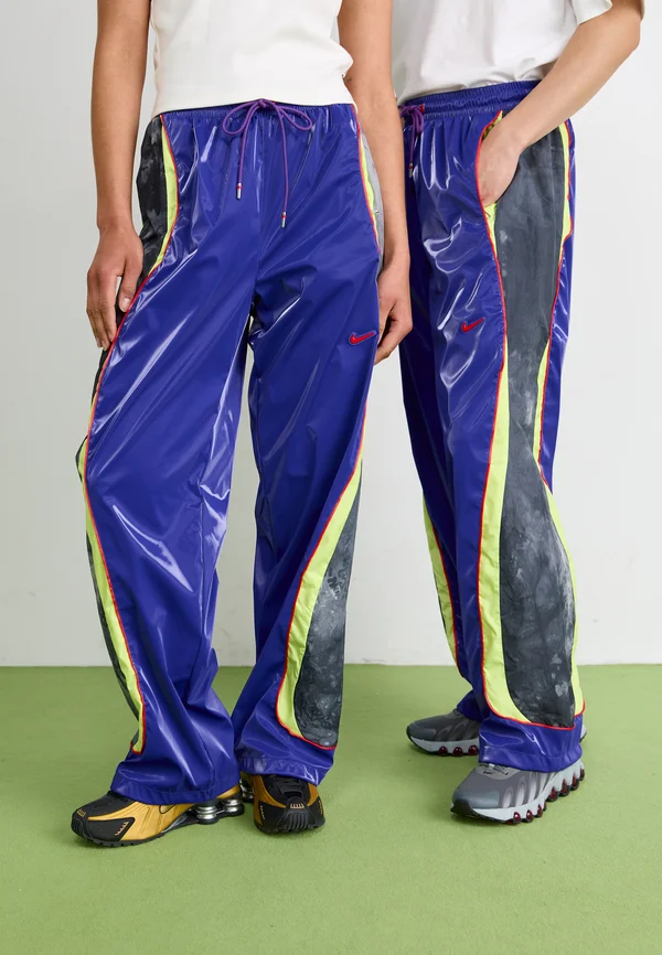 FROG TRACK PANT UNISEX - Tracksuit bottoms - deep night/cool grey/lt lemon twist