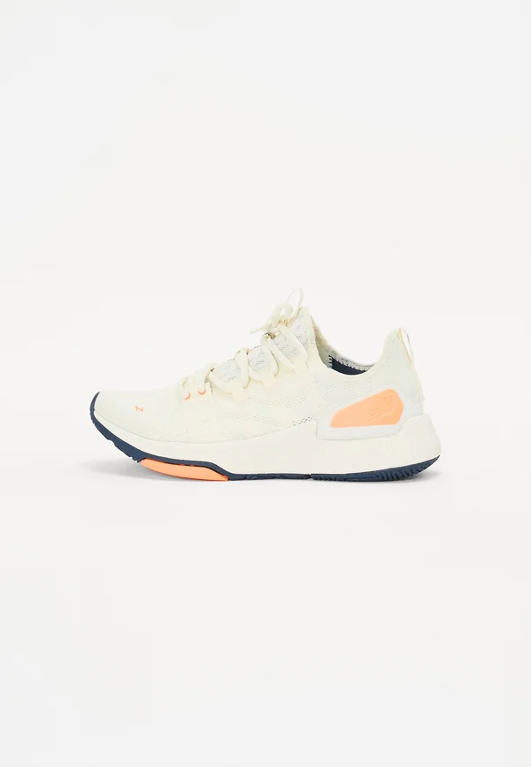 FUELCELL TRAINER - Trainers - white/orange
