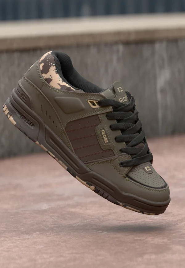 FUSION - Skate shoes - mud