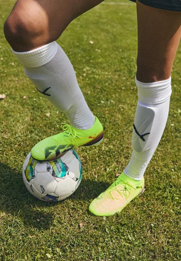 FUTURE 8 MATCH - Football boots artificial grass - yellow alert/aged silver/sun struck