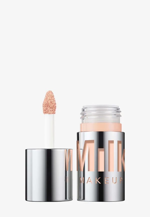 FUTURE FLUID ALL OVER CREAM CONCEALER - Concealer