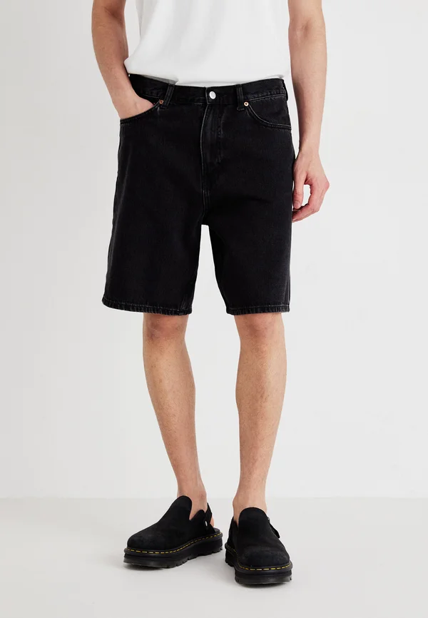 GALAXY LOOSE - Denim shorts - tuned black