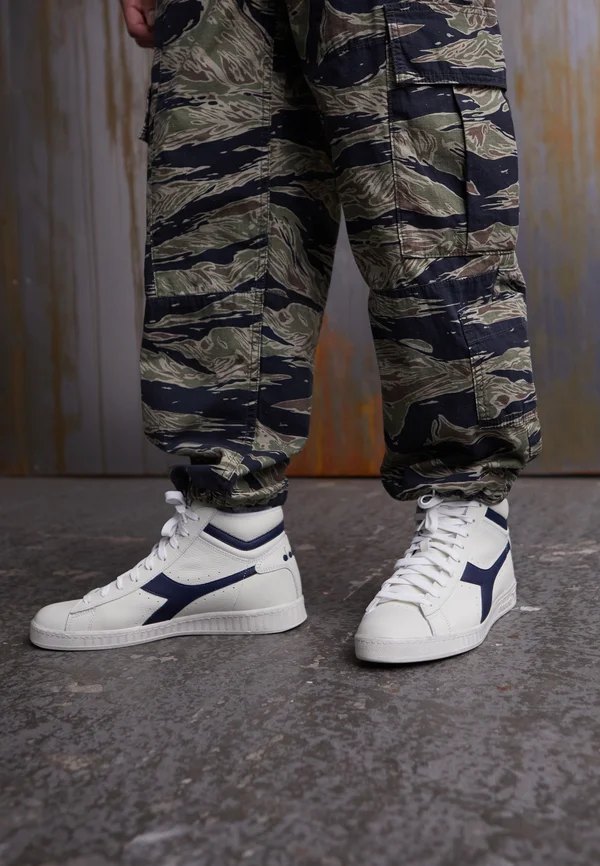 GAME UNISEX - High-top trainers - white/blue caspian sea