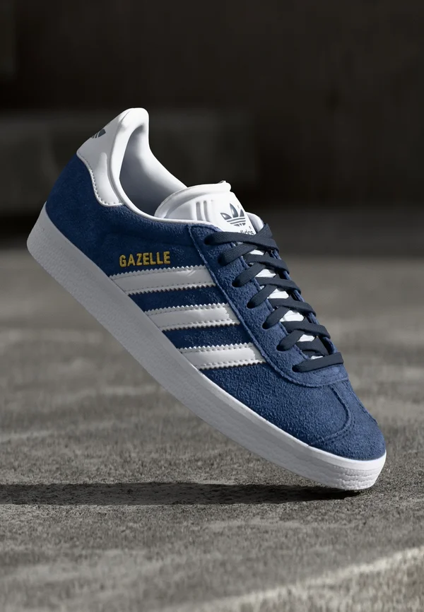 GAZELLE UNISEX - Trainers - conavy/white/goldmt