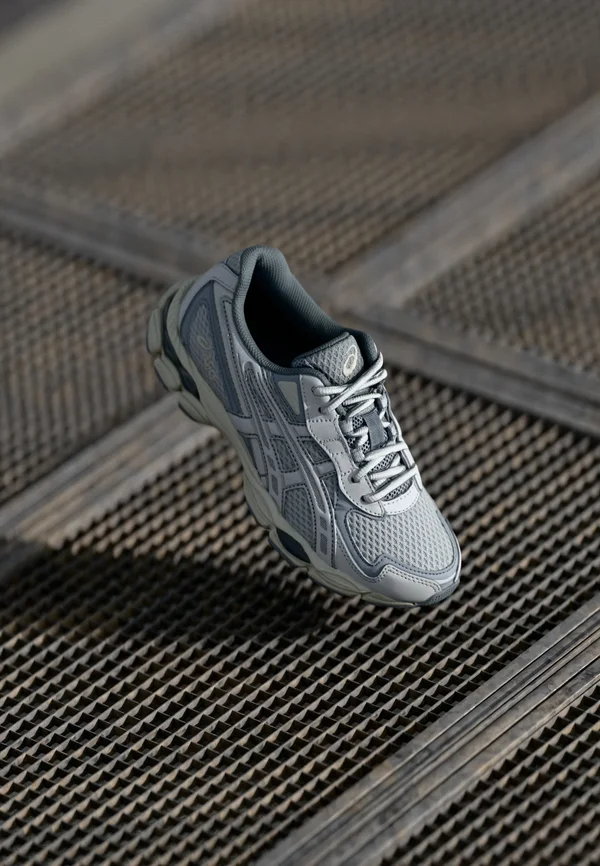 GEL NYC 2055 UNISEX - Trainers - glacier grey/white