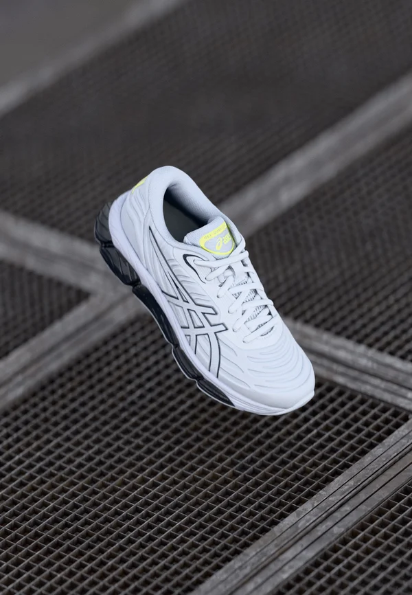 GEL QUANTUM 360 UNISEX - Trainers - white/black