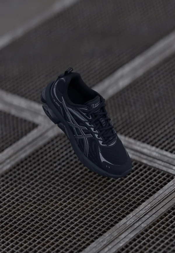 GEL QUANTUM UNISEX - Trainers - black/grey