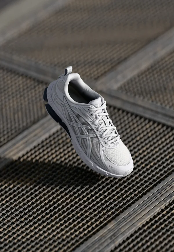 GEL QUANTUM UNISEX - Trainers - white/cloud grey