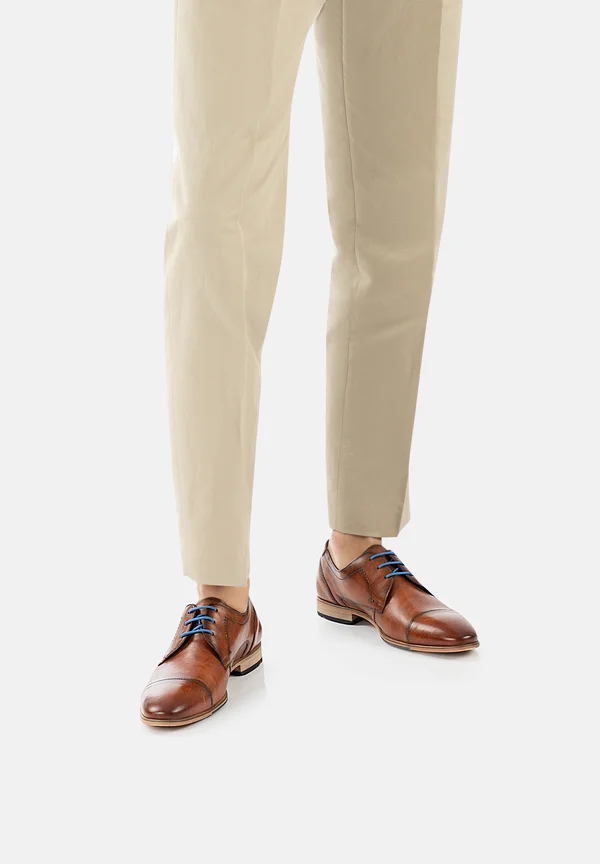 GILROY - Smart lace-ups - cocos