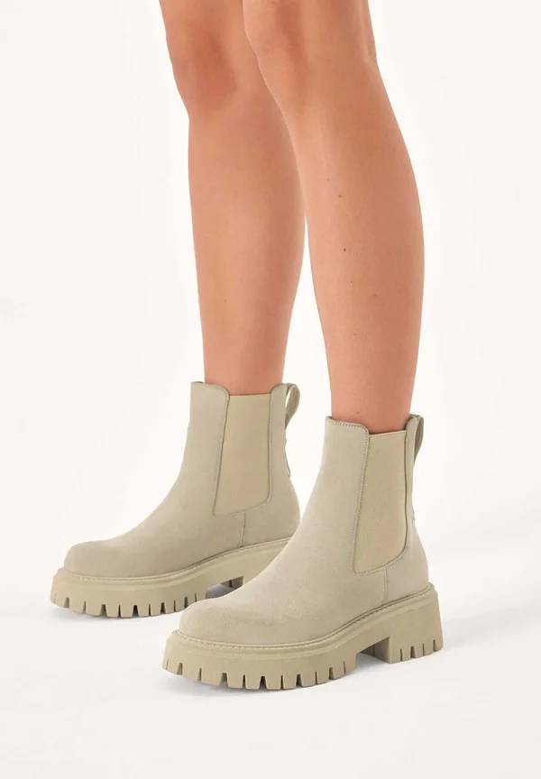 GOLDBERRY - Platform ankle boots - beige