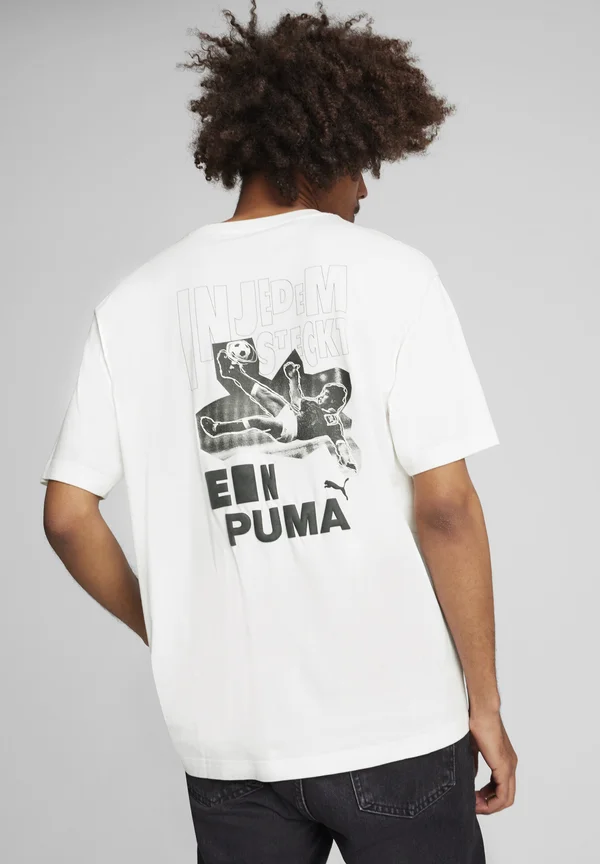 GRAPHICS FOOTBALL KICK - Print T-shirt - white