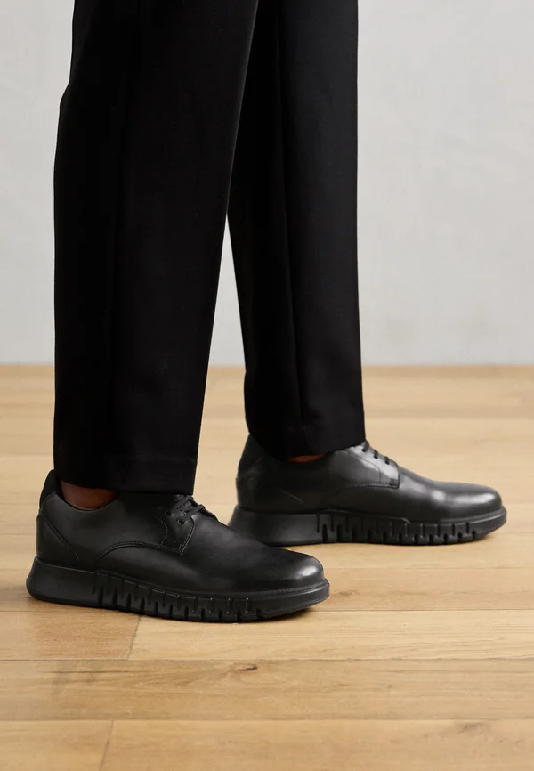 GRUUV STUDIO M - Trainers - black