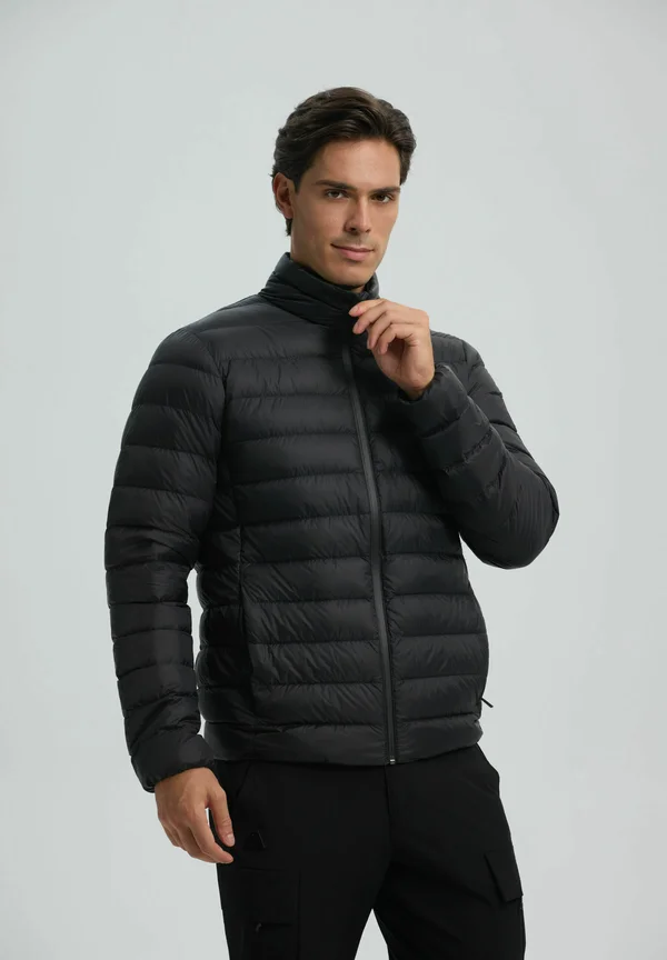 HALBTURN - Down jacket - schwarz
