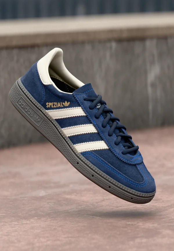 HANDBALL SPEZIAL UNISEX - Trainers - night indigo/cream white/footwear white