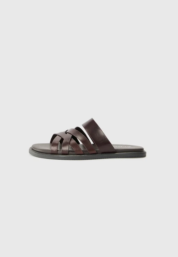 HANIFF - Slippers - brown