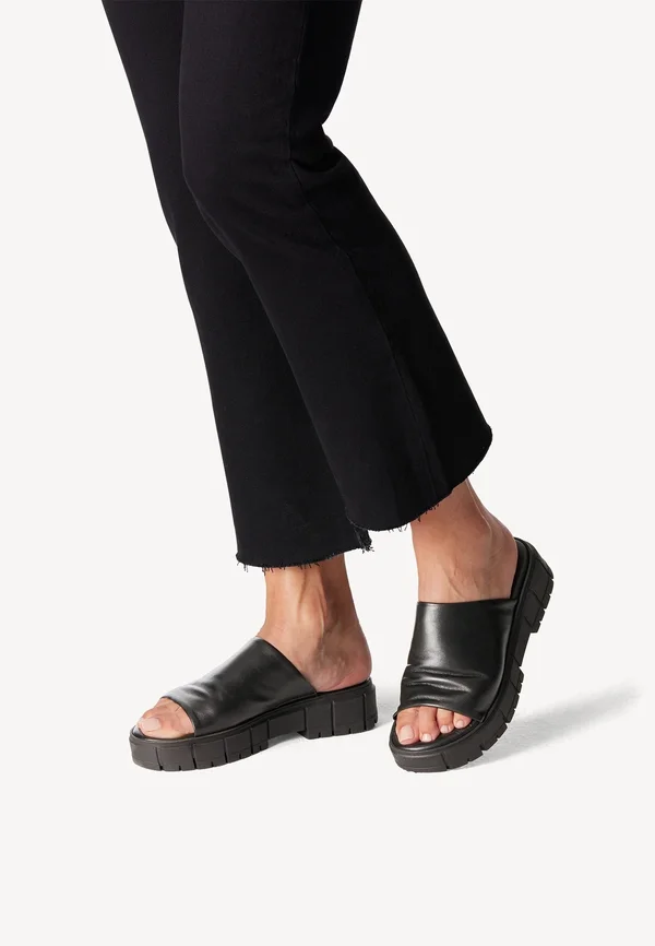 Heeled mules - black uni