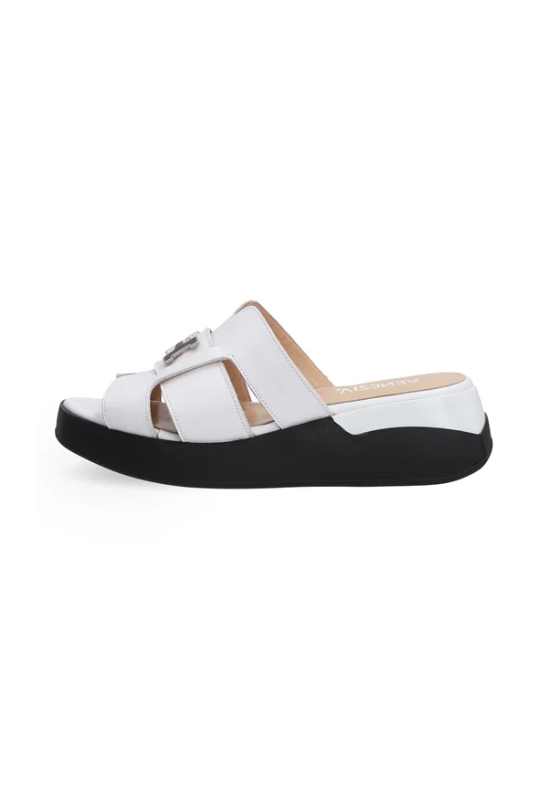 Heeled mules - white