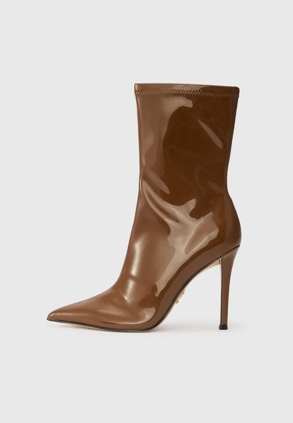 High heeled ankle boots - caramel