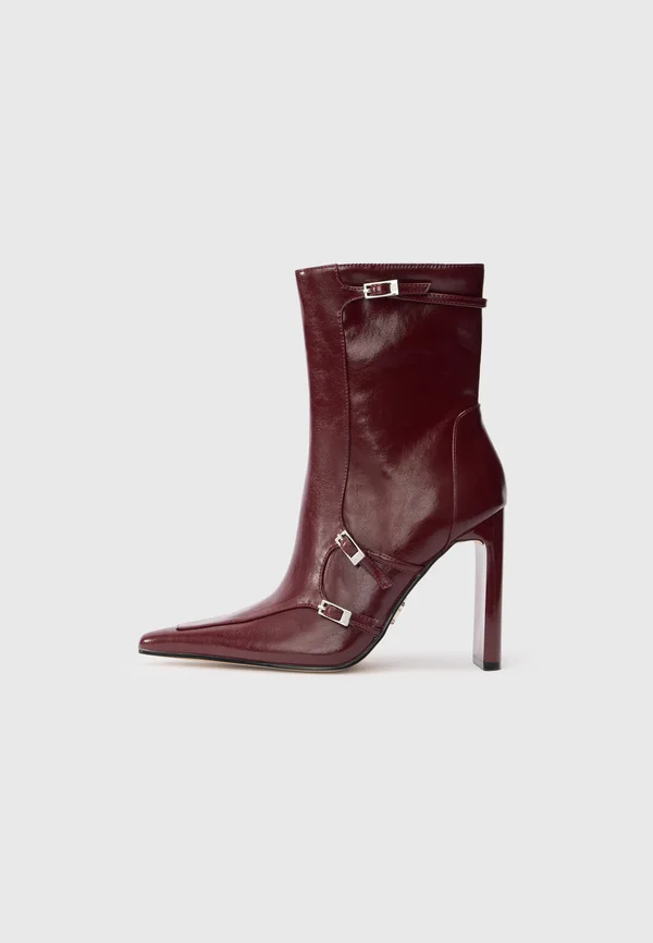 High heeled ankle boots - dark cherry