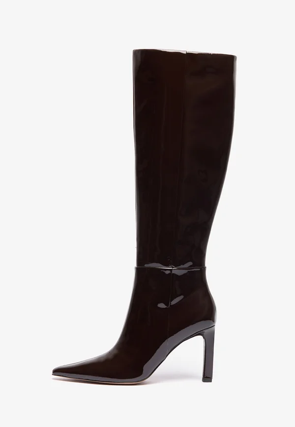 High heeled boots - dark brown