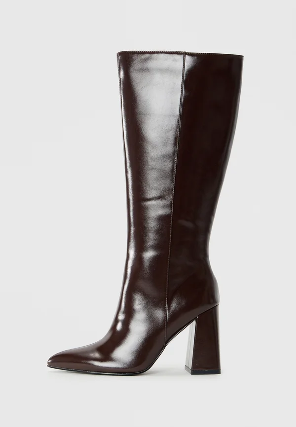 High heeled boots - dark brown