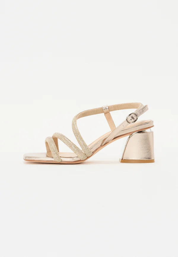 High heeled sandals - bronze