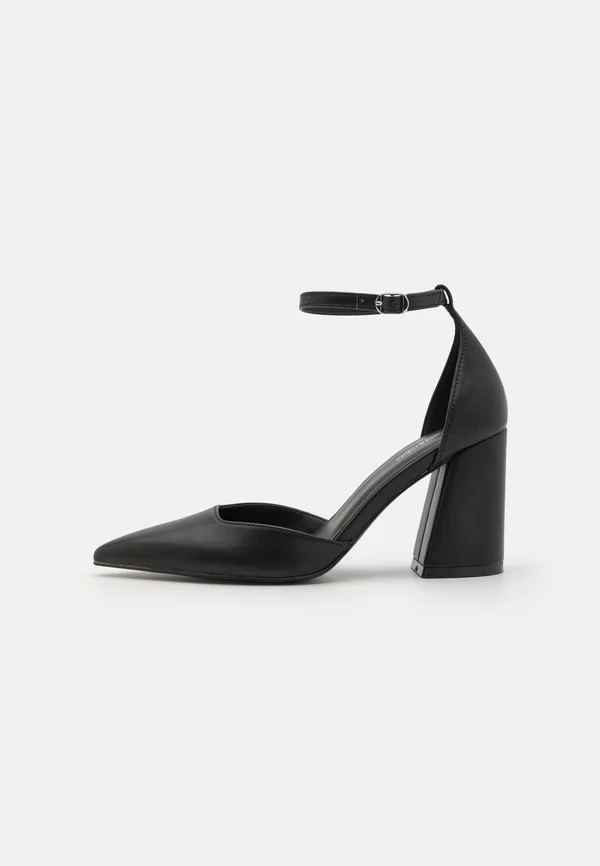 High heels - black