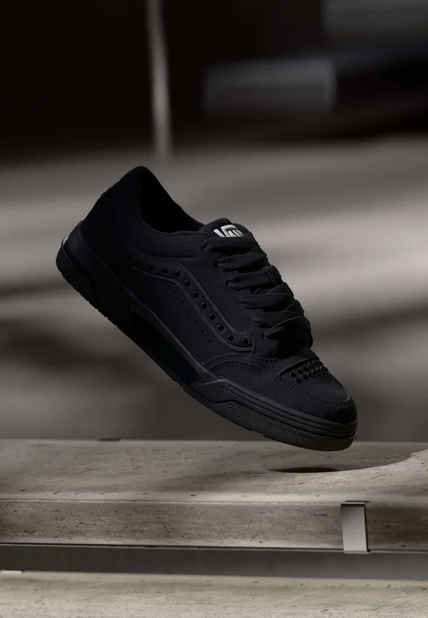 HYLANE UNISEX - Trainers - black/white