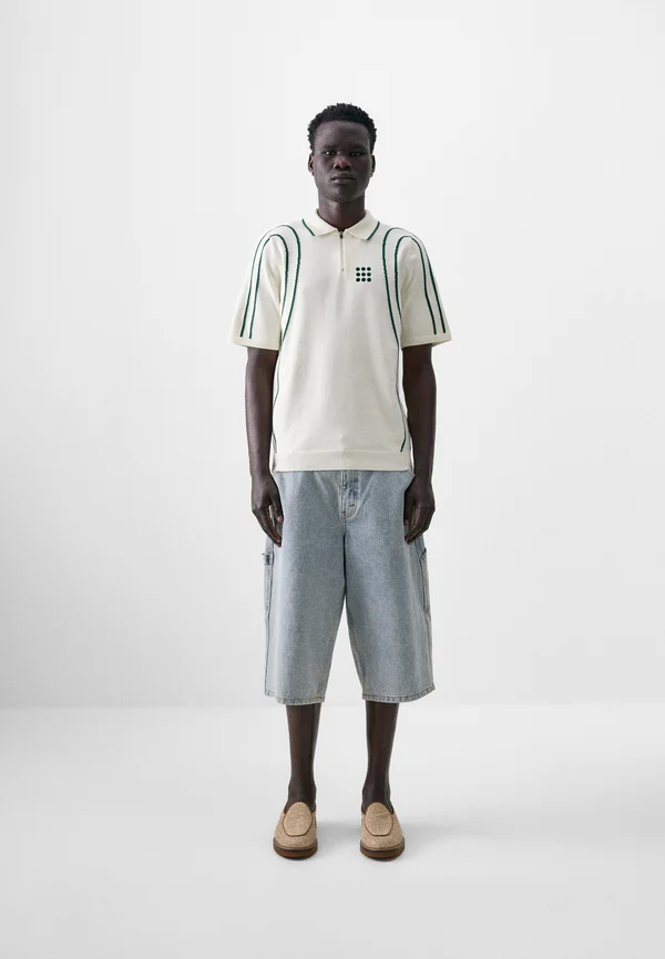 INNERSPACE  - Polo shirt - white alyssum/rain forest