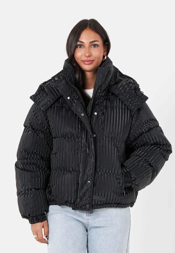 IRIDESCENT  - Winter jacket - black