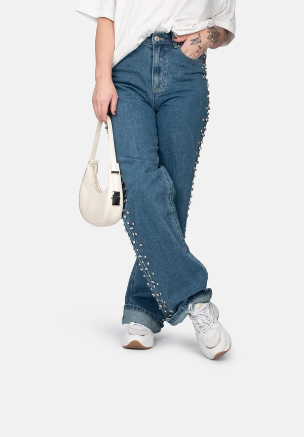 IVA SNEAKERS - Trainers - white with golden combination