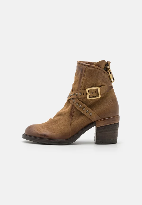 JAMAL - Cowboy/biker ankle boot - daino
