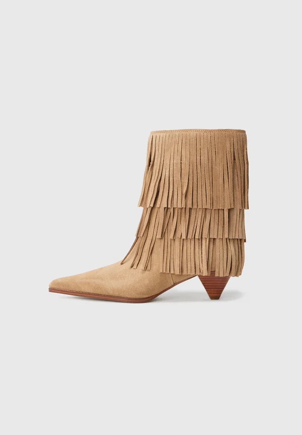 JAYLA - Classic ankle boots - husk