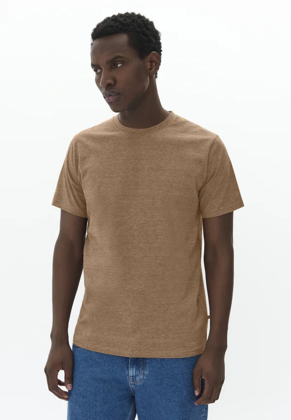 JERMANE - Basic T-shirt - shell coral