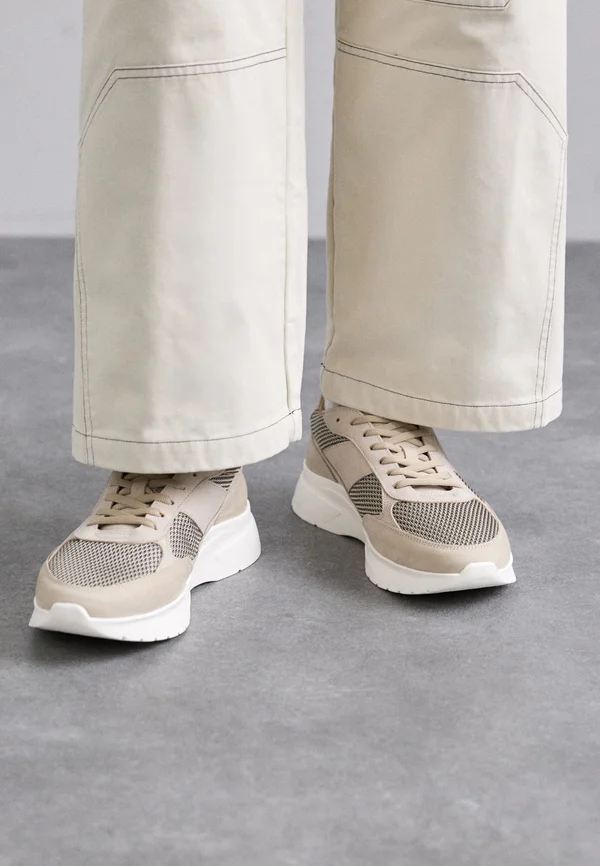 JET RUNNER  - Trainers - beige