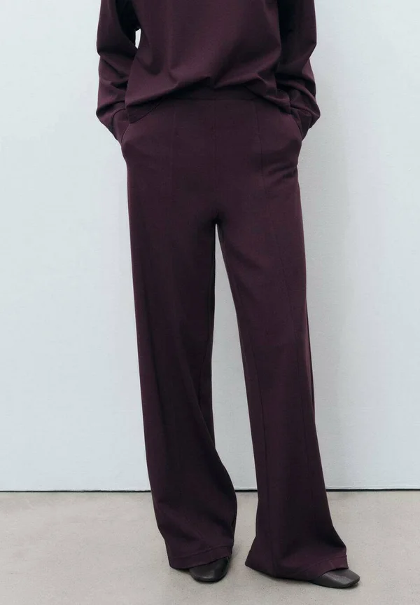 JOGGER WITH ELASTIC WAIST - Tracksuit bottoms - bordeaux