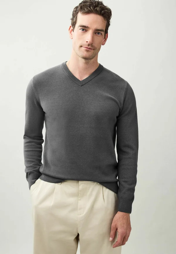 Jumper - charcoal grey