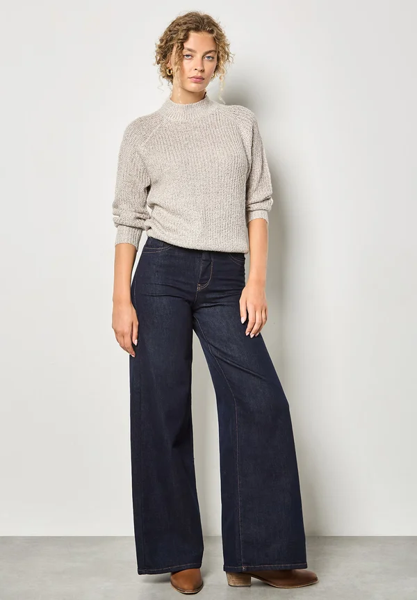 Jumper - cream