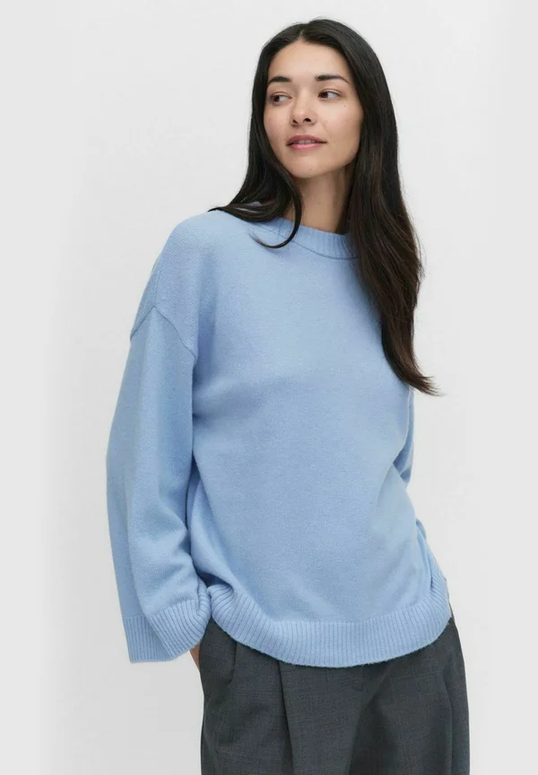 Jumper - lt blue