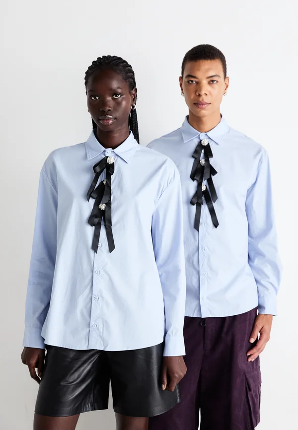 JUNIPER BOW SHIRT UNISEX - Button-down blouse - blue