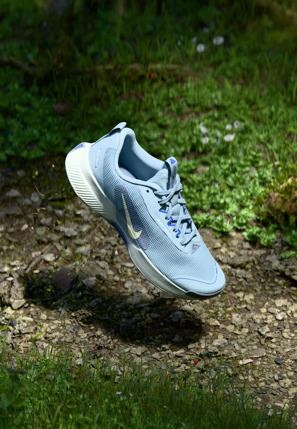JUNIPER 3 - Trail running shoes - light armory blue/alabaster/world indigo/racer blue/light silver-coloured
