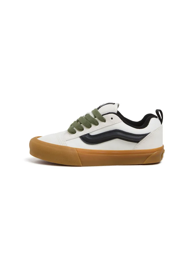 KNU SKOOL UNISEX - Skate shoes - white