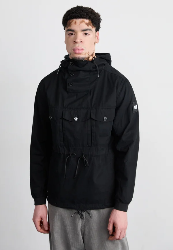KOVAGS - Summer jacket - black