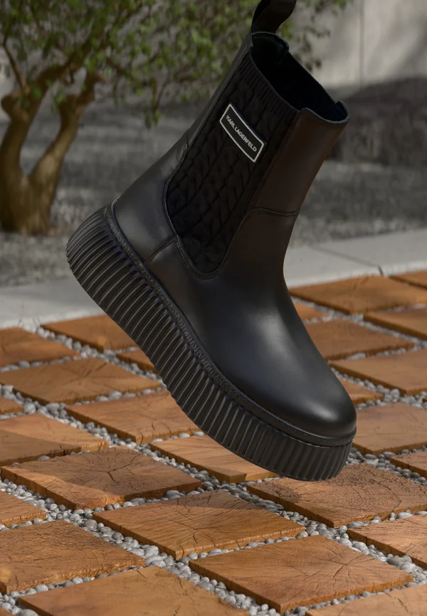 KREEPER BOOT - Platform ankle boots - black