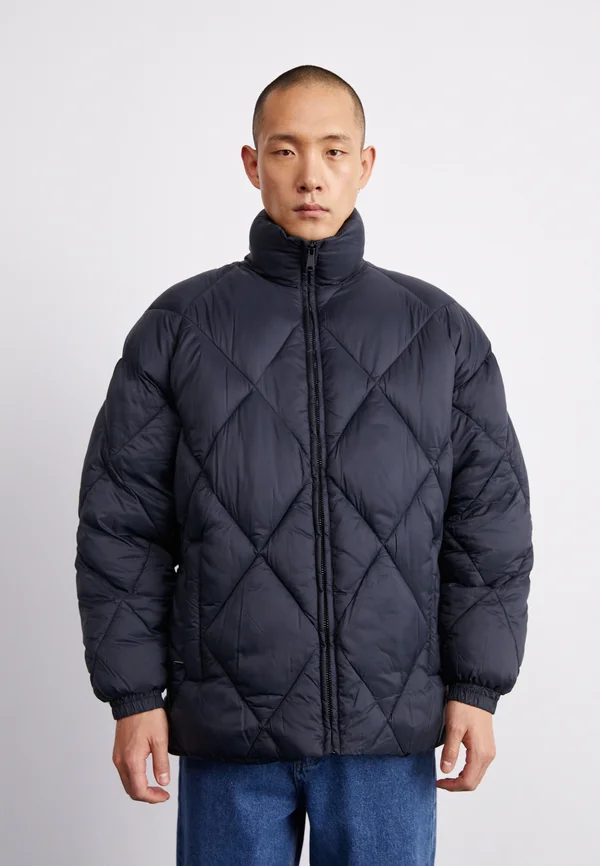 KUMO PUFFER - Winter jacket - black