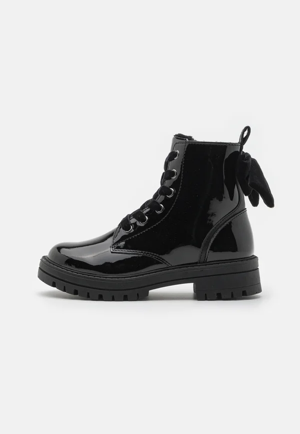 Lace-up ankle boots - black